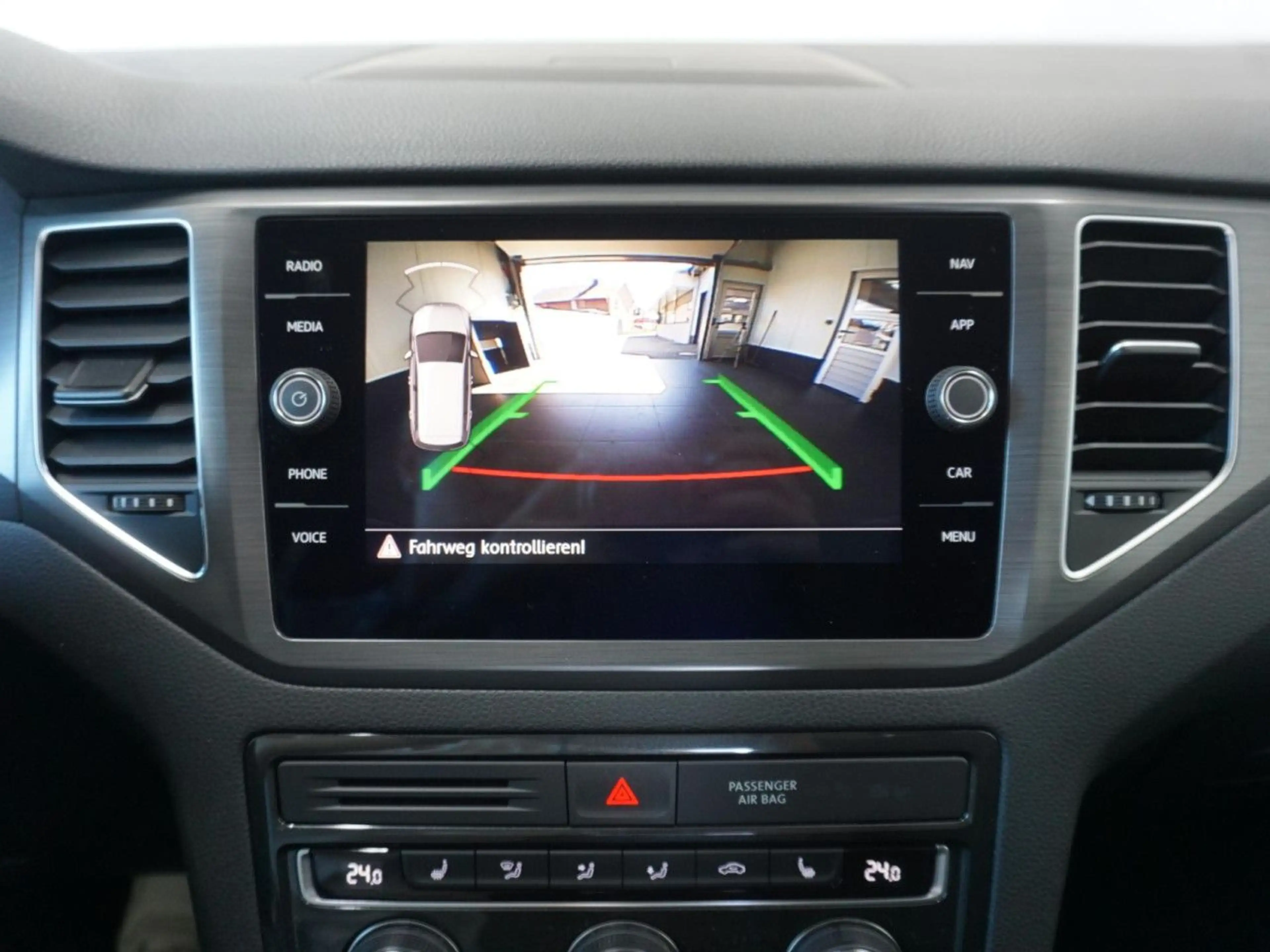 Volkswagen Golf Sportsvan Comfortline 1.5 TSI 7-Gang DSG Navi — photo 13