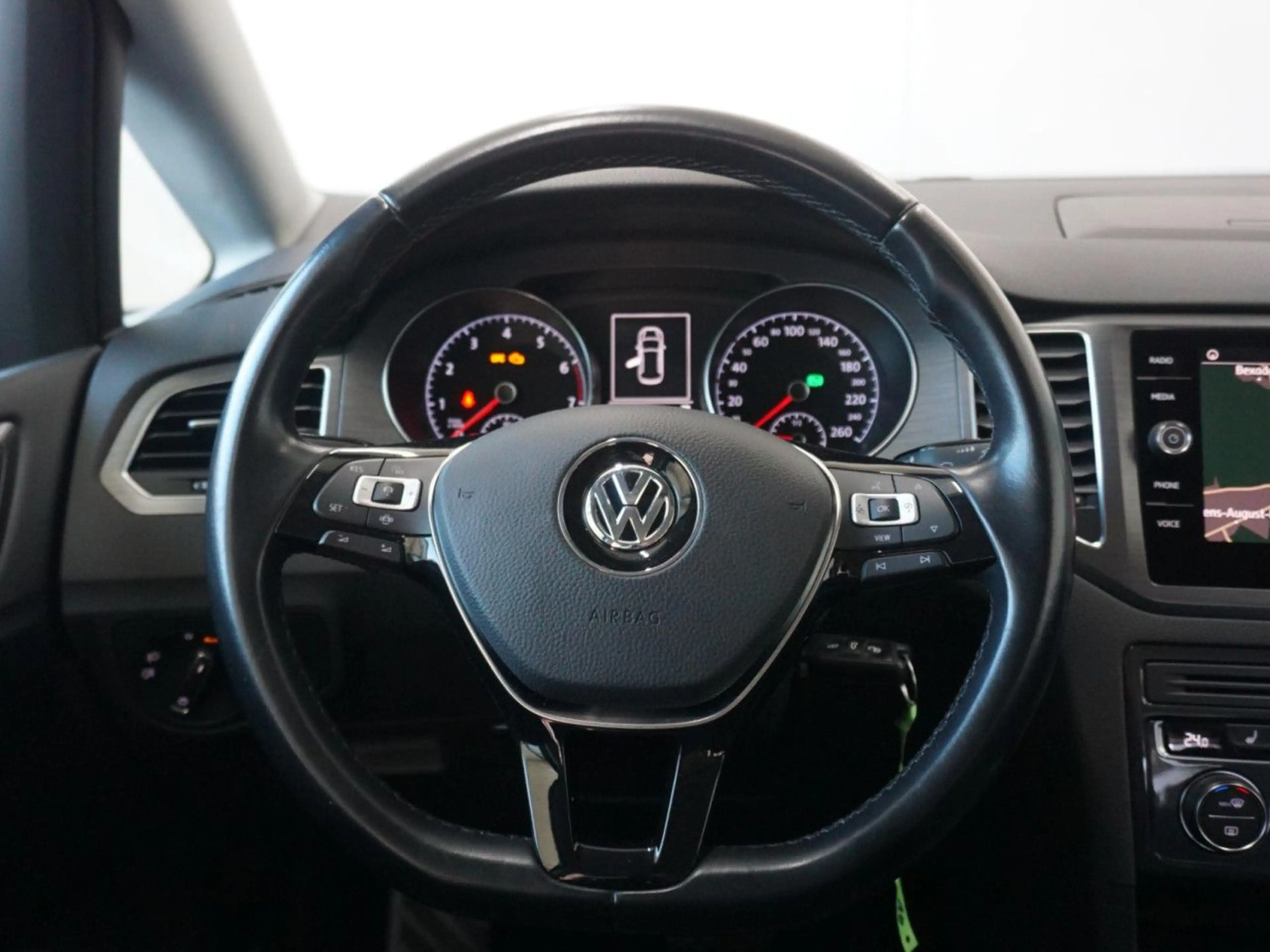 Volkswagen Golf Sportsvan Comfortline 1.5 TSI 7-Gang DSG Navi — photo 11