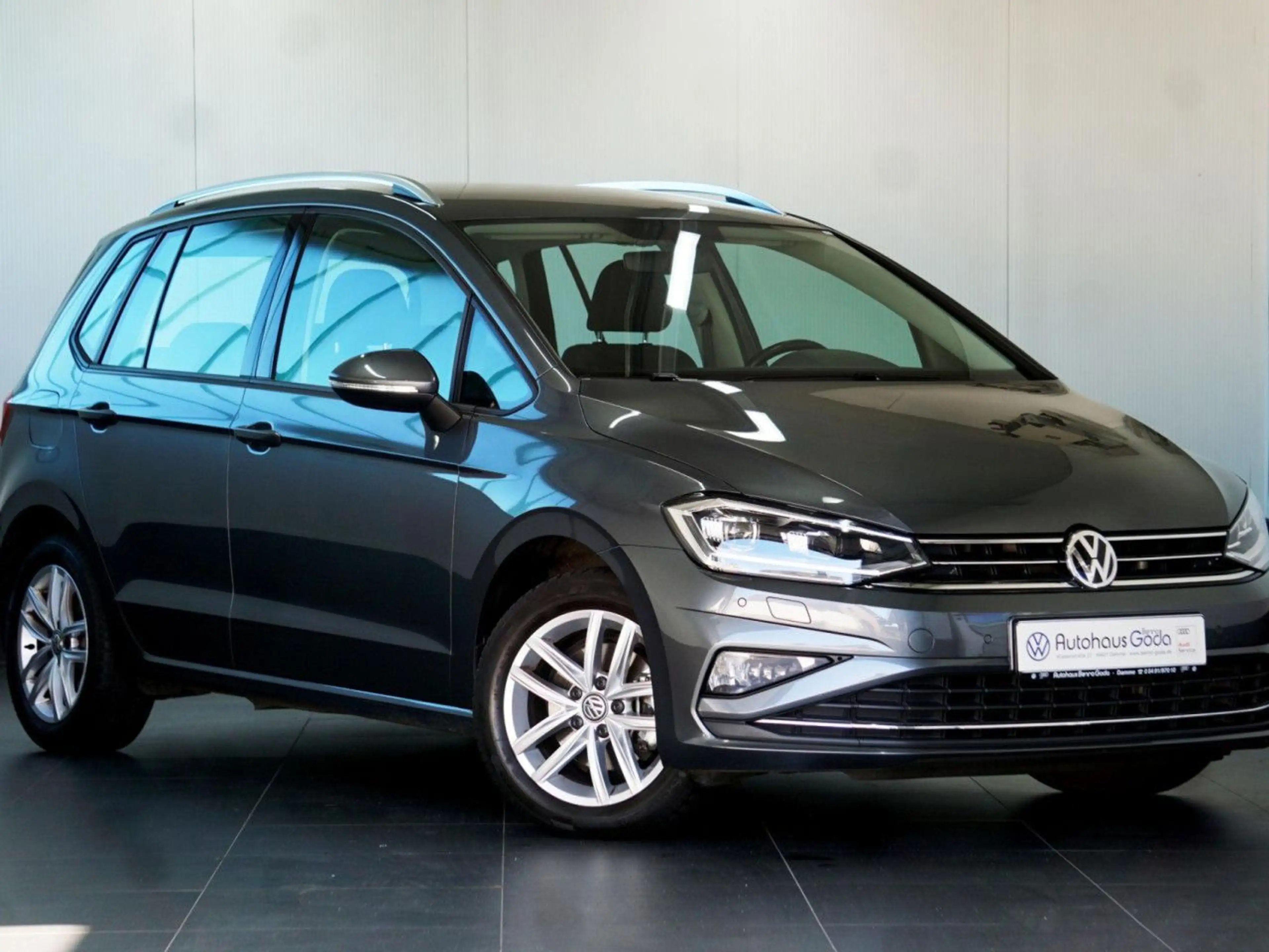 Volkswagen Golf Sportsvan Comfortline 1.5 TSI 7-Gang DSG Navi — photo 5