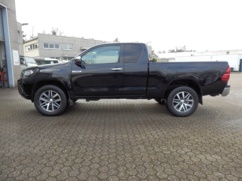 Toyota Hilux Extra Cab Comfort 4x4, Klimaautomatik, Cool Paket mit Sitzheizung, AHK, 18 Zoll Aluminiumfelgen, MwSt., — photo 7