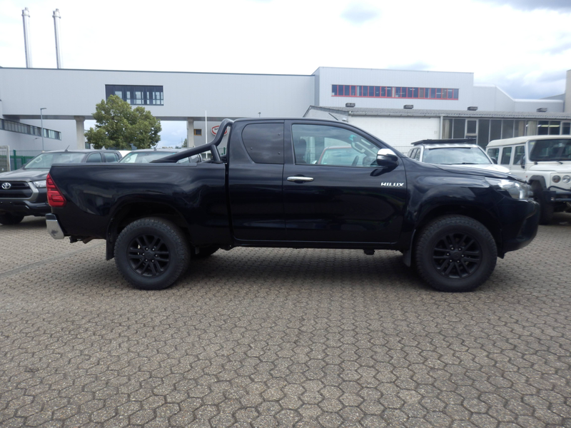 Toyota Hilux Extra Cab Comfort 4x4, Klimaautomatik, Cool Paket mit Sitzheizung, AHK, 18 Zoll Aluminiumfelgen, MwSt., — photo 13