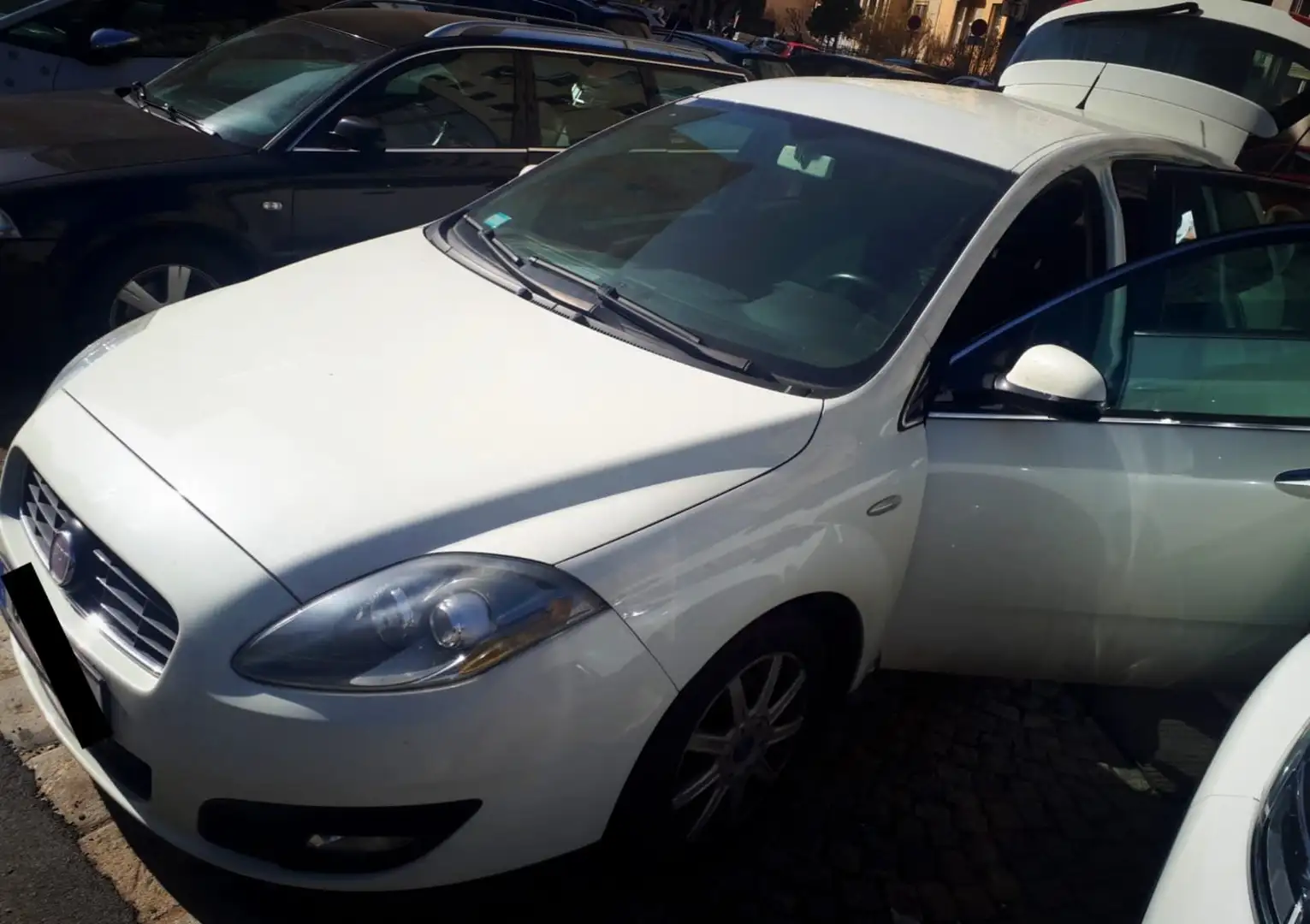 Fiat Croma Croma+1,9+JTD+Multijet+Pure+O²+ActivePure+O² Bílá - 2