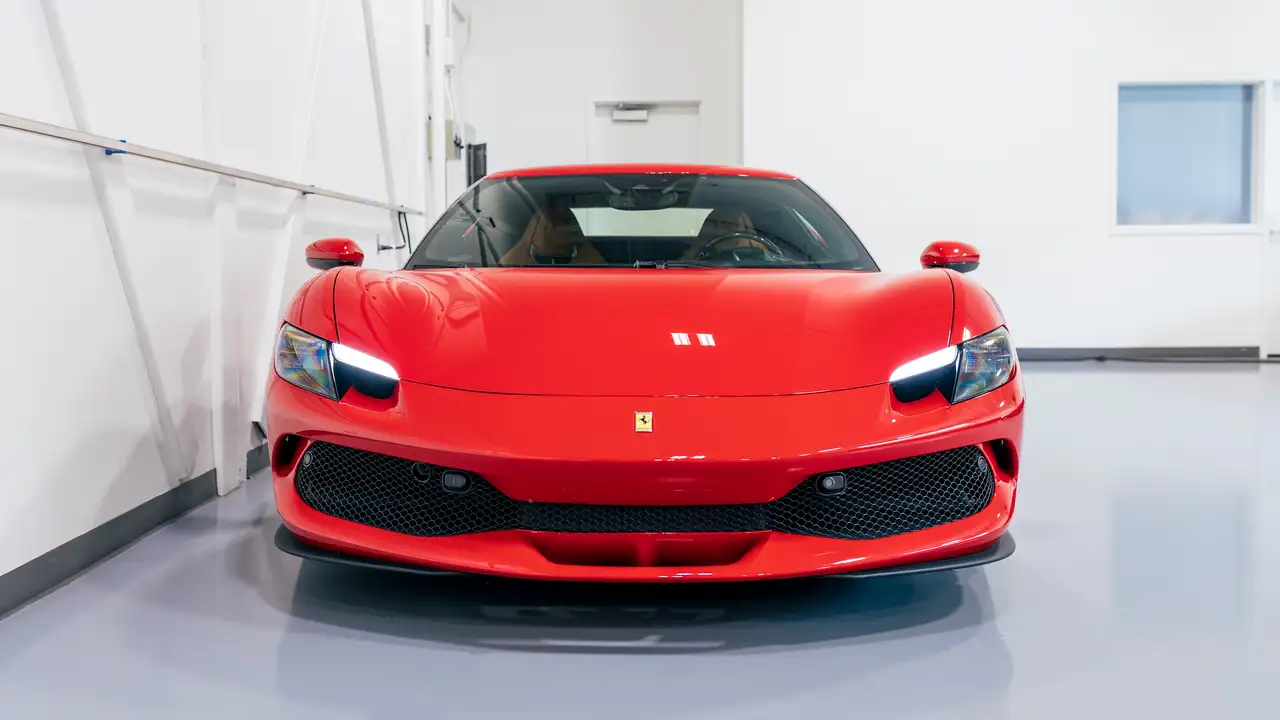 Ferrari 296 GTB снимка Ferrari 296 GTB