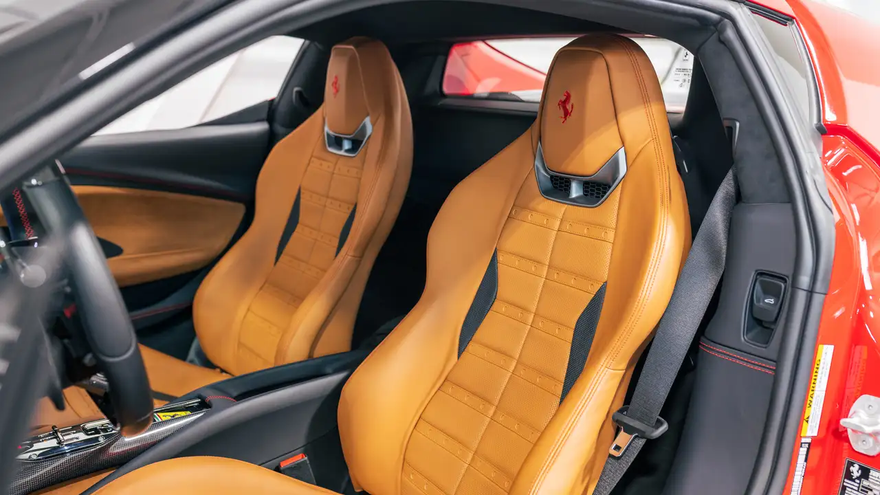 Ferrari 296 GTB снимка Ferrari 296 GTB