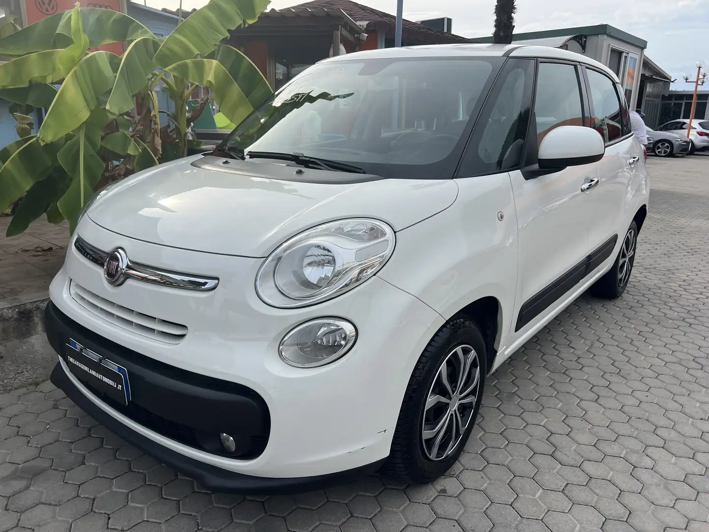 Fiat 500L 1.6 JTD AUTOCARRO N1 4POSTI Wit - 1