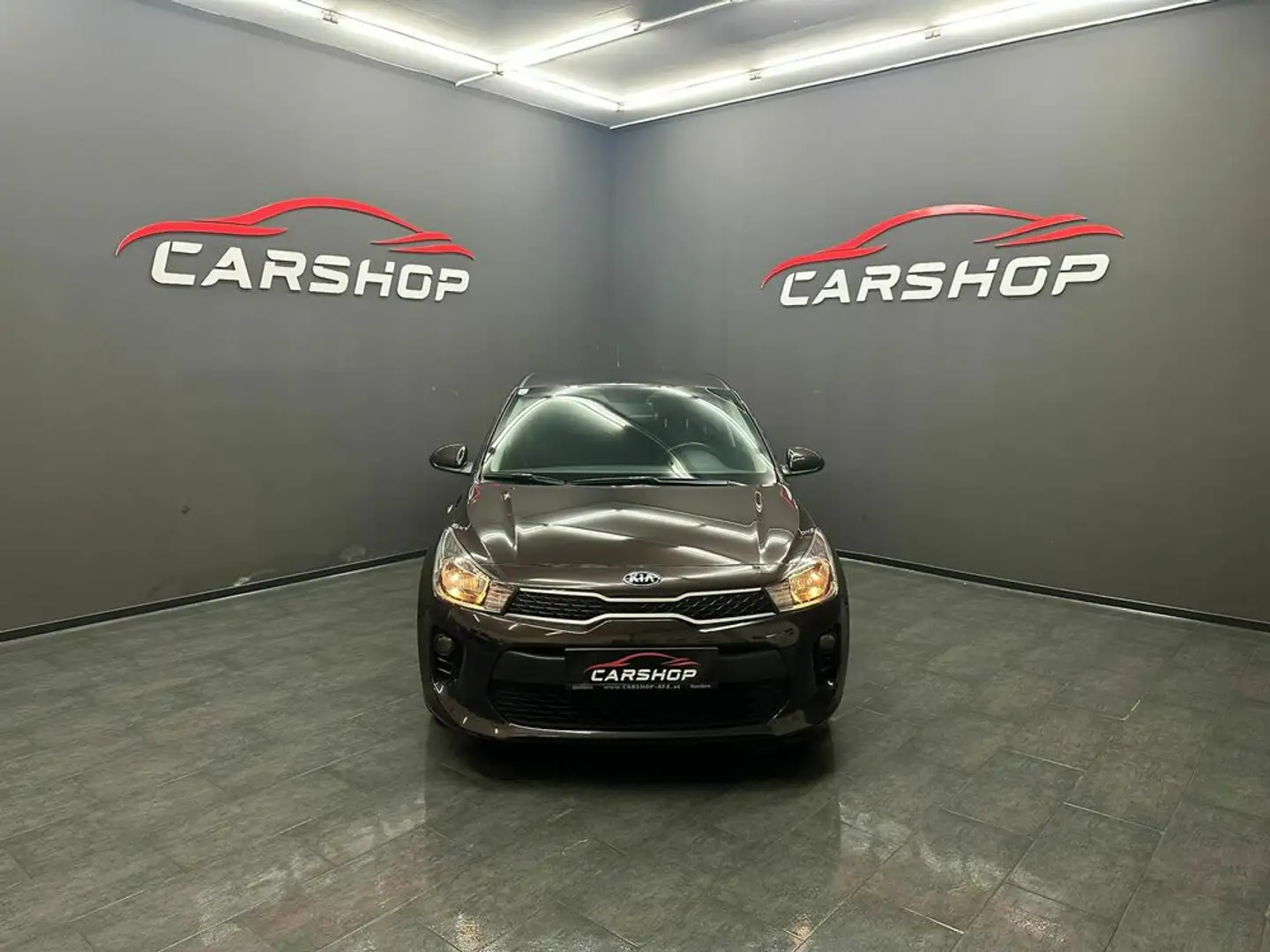 Kia Rio Titan Brun - 1