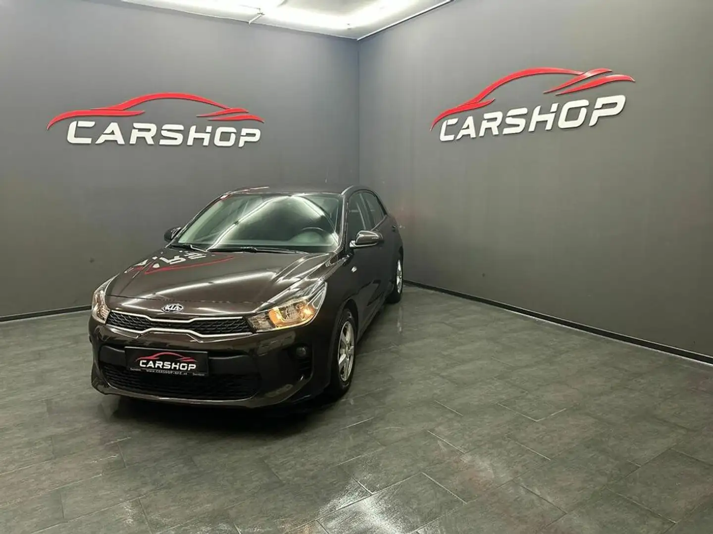 Kia Rio Titan Brun - 2