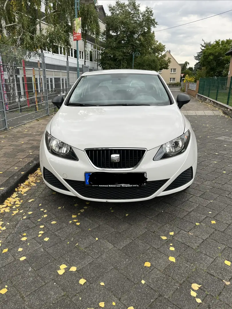SEAT Ibiza TÜV bis 09/2027 Weiß - 2