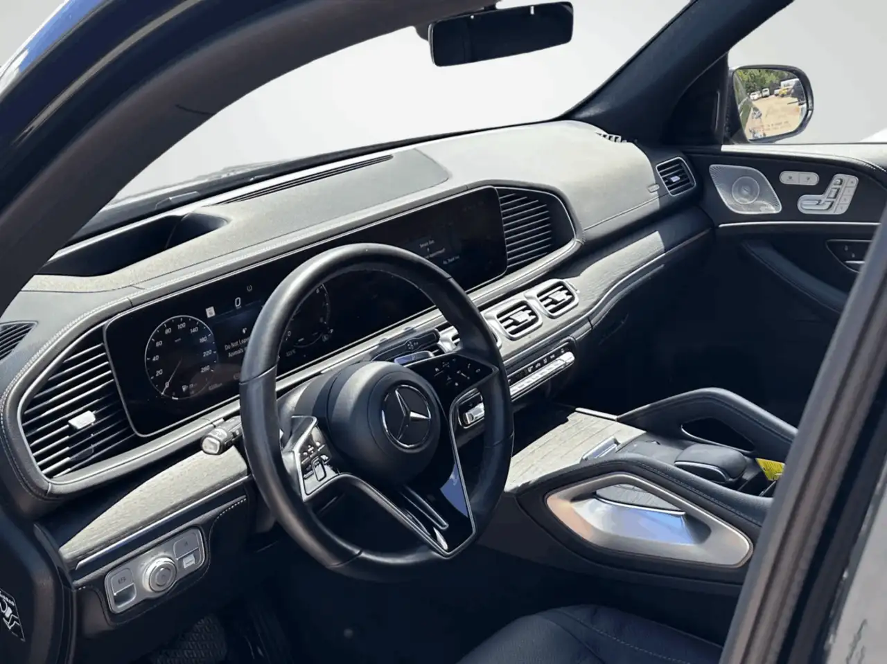 Mercedes-Benz GLE снимка Mercedes-Benz GLE