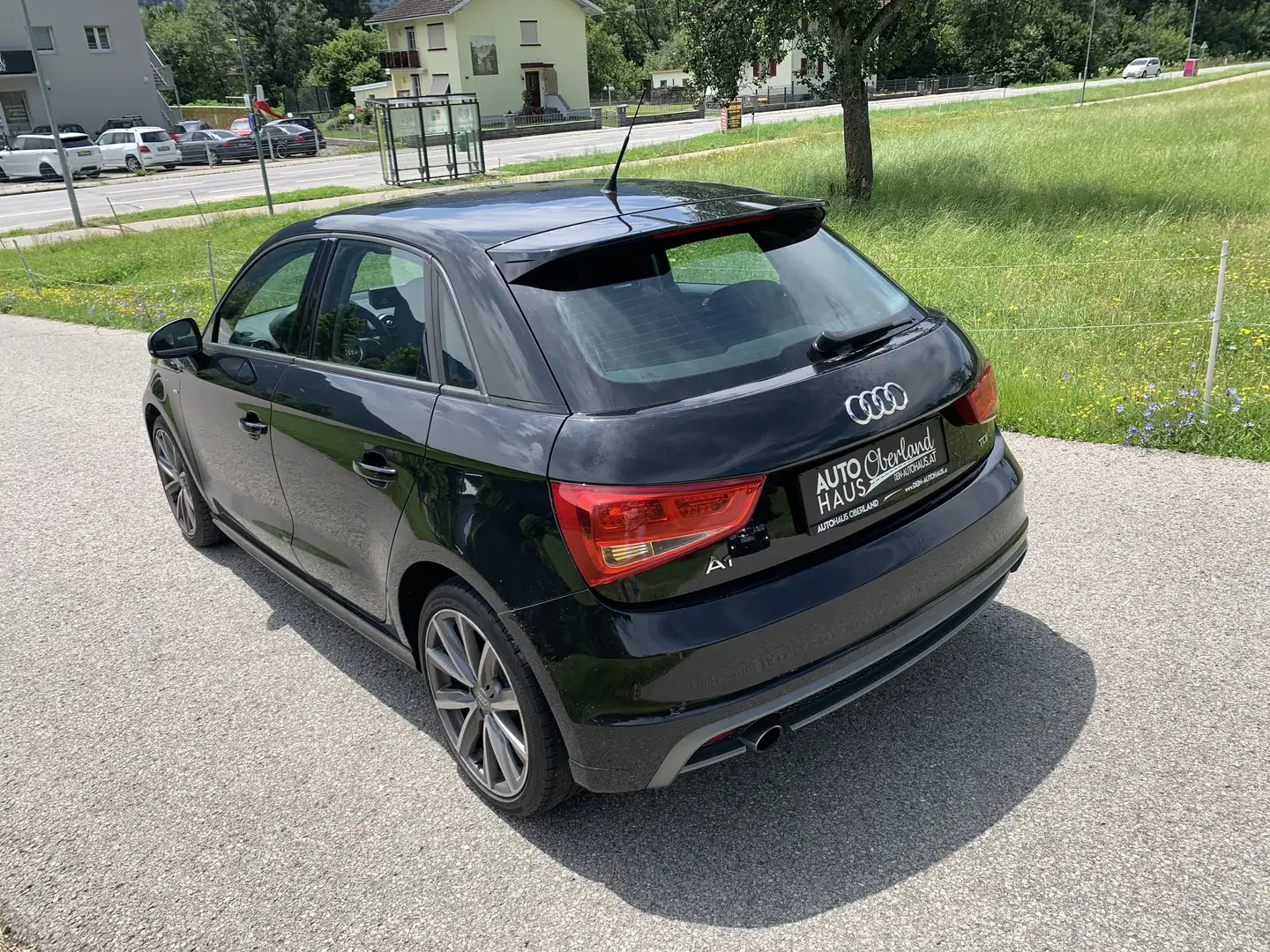 Audi A1 SB 1,6 TDI admired - 1