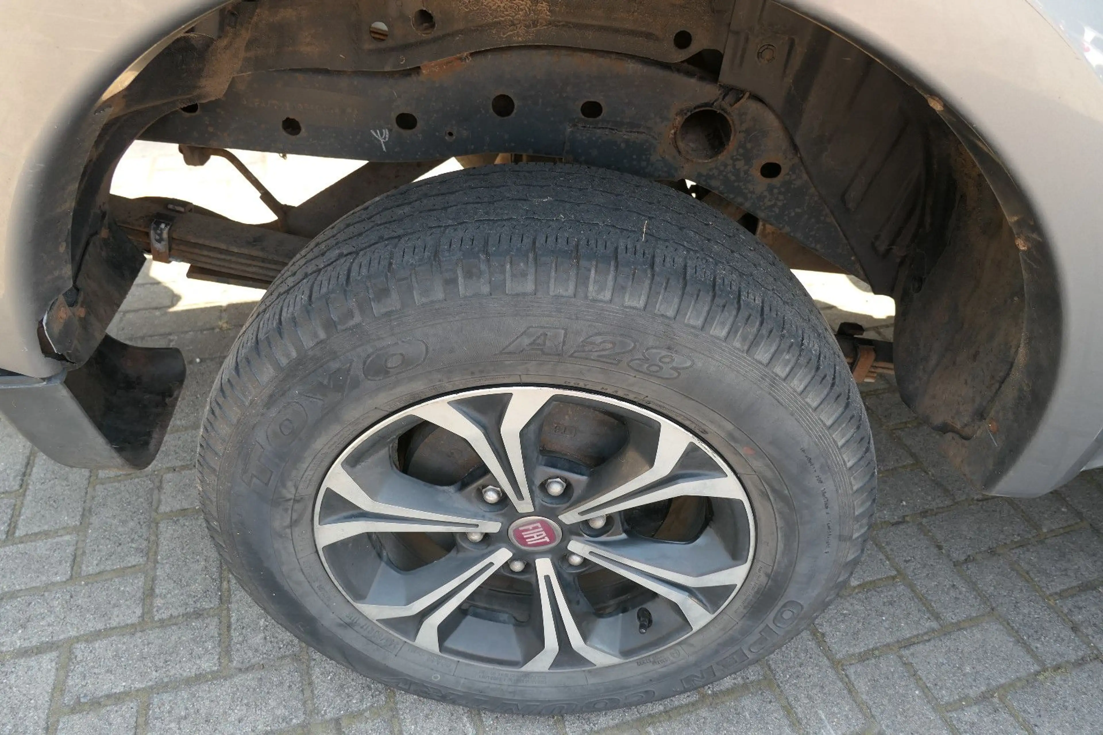 Fiat Fullback Double Cab LX Plus Launch Edition Leath — photo 13
