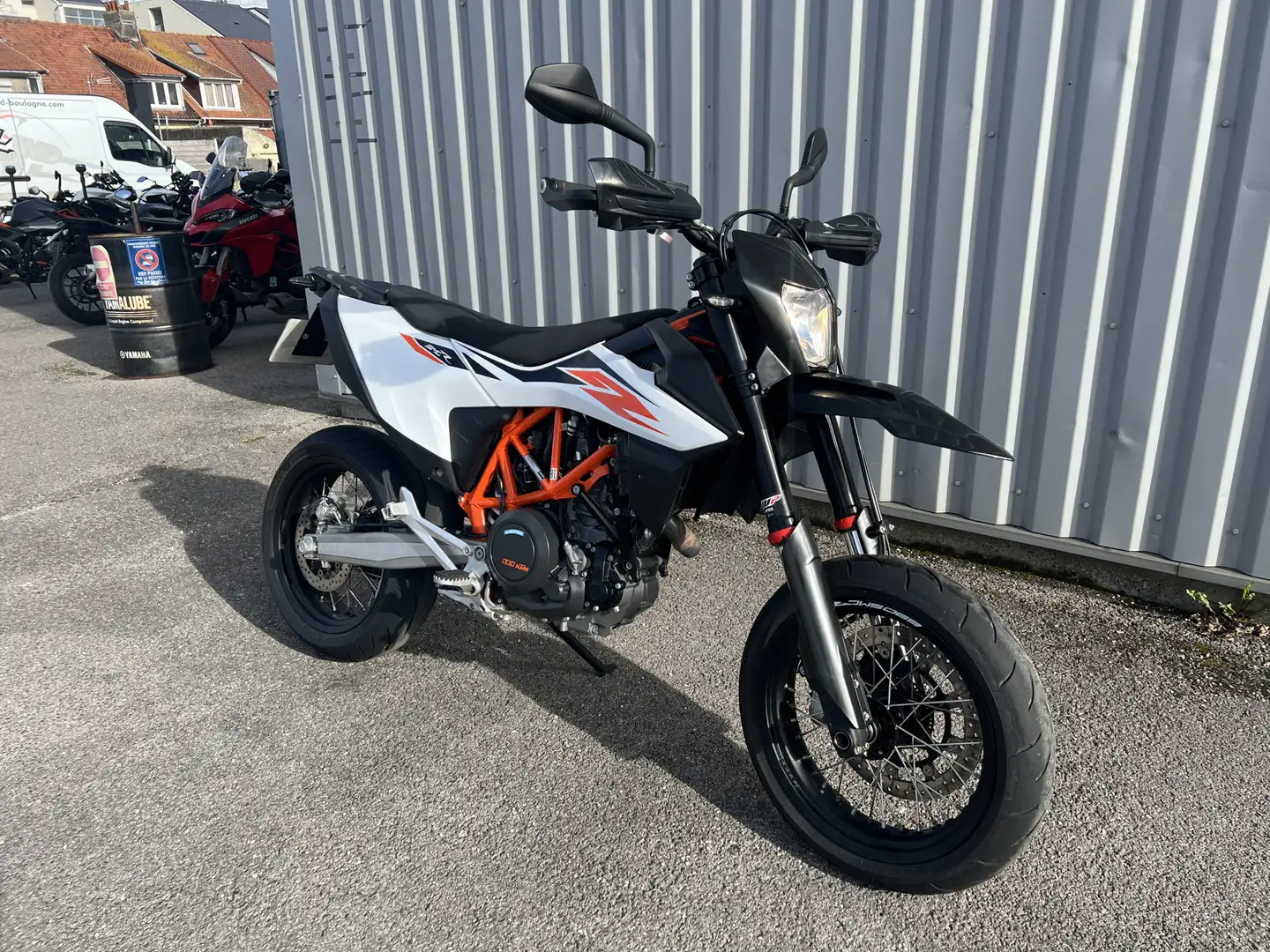 KTM 690 SMC R - 2