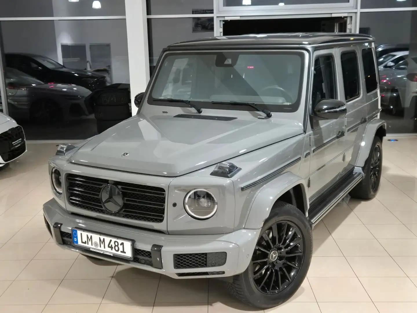 Mercedes-Benz G 400 d,AMG Line,Manufaktur Classic Grau,Voll Grau - 2