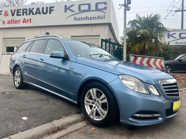 Mercedes-Benz E 220 T-Modell CDI BlueEfficiency