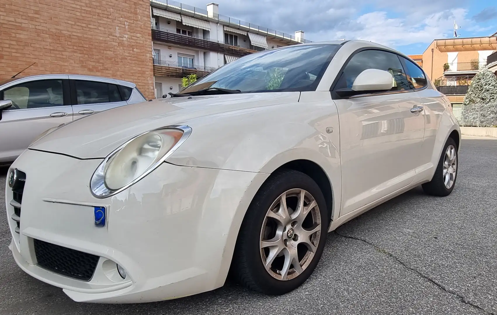 Alfa Romeo MiTo MiTo 1.4 m.air Distinctive 105cv Bianco - 2