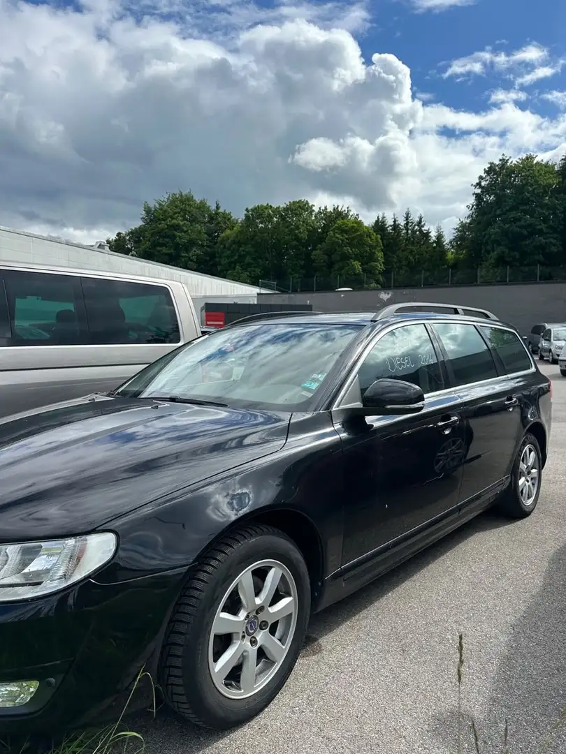 Volvo V70 Kombi Linje Classic Schwarz - 2