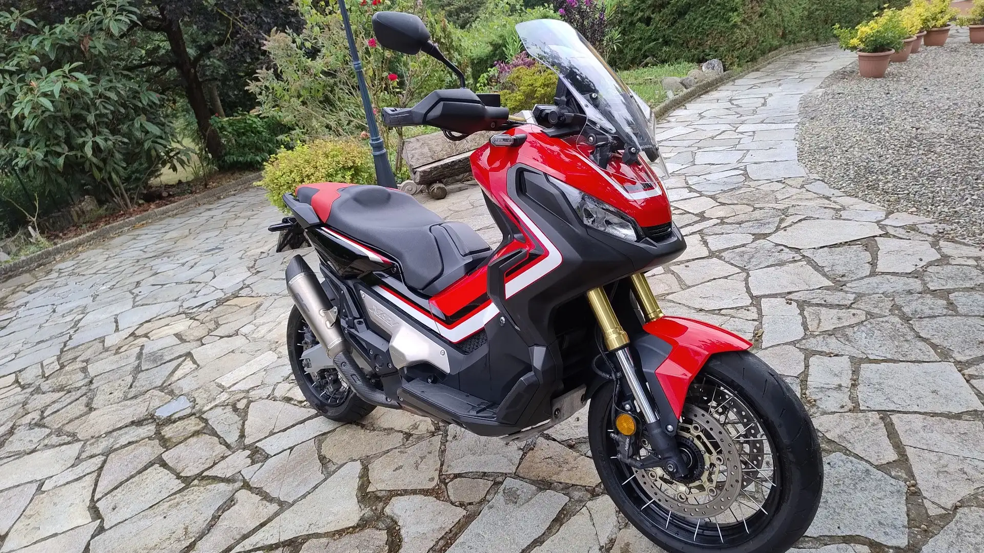 Honda X-ADV Roşu - 1