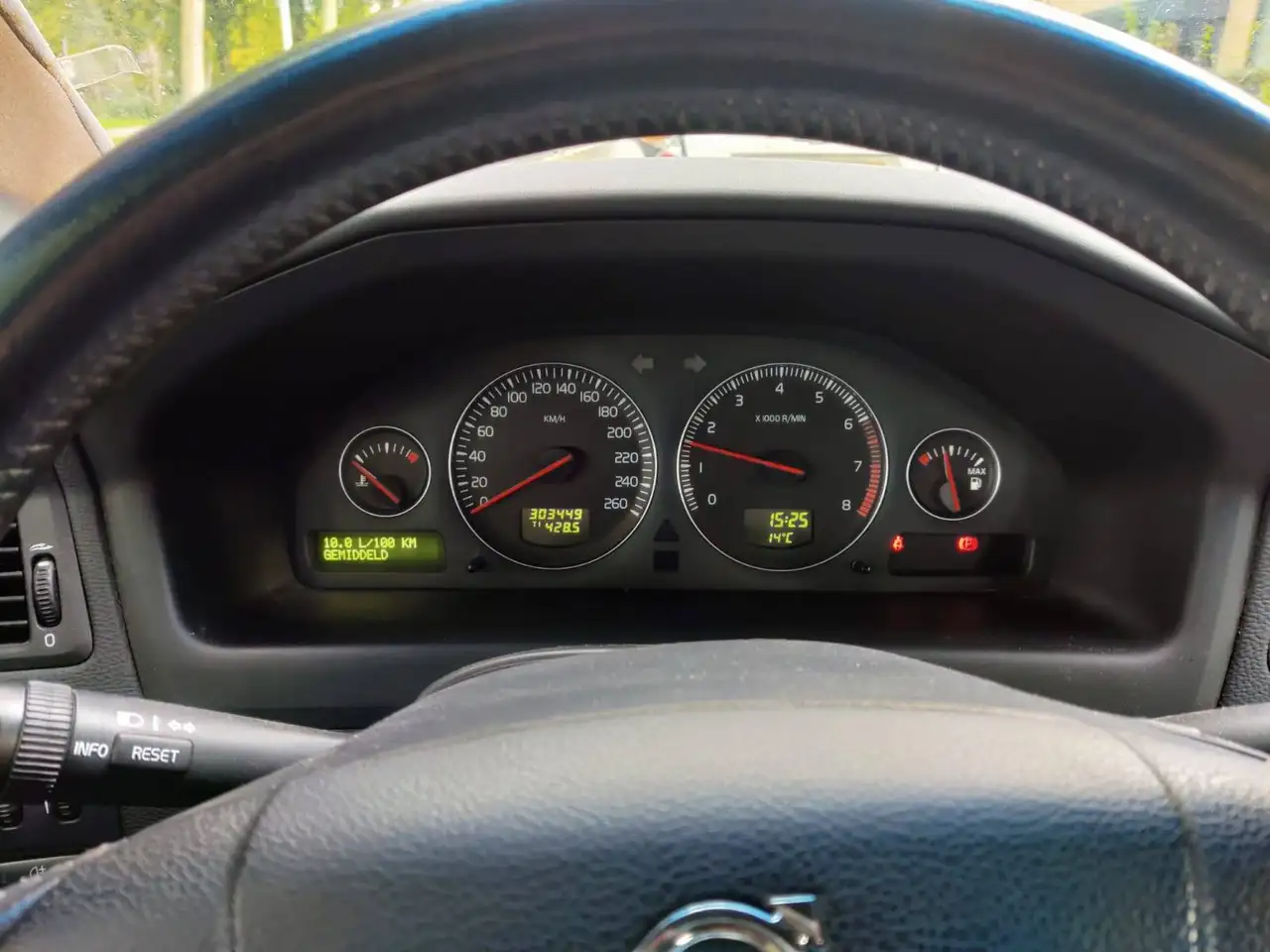 Volvo XC70