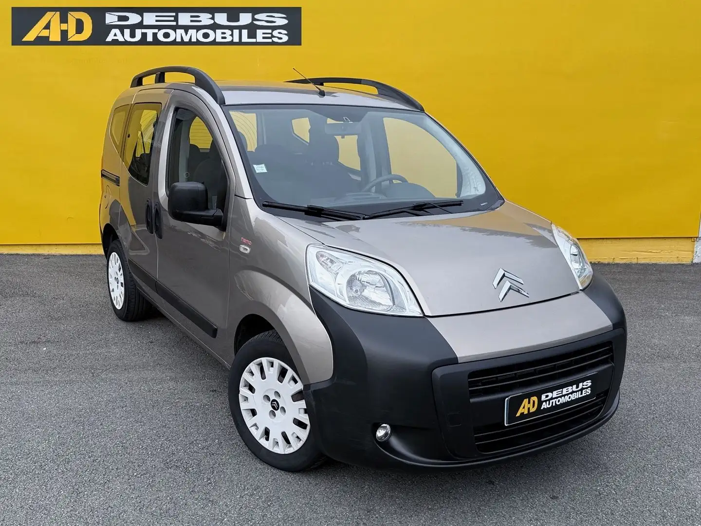 Citroen Nemo 1.4 HDI70 CONFORT 5P Beige - 1