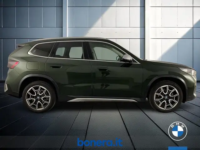 BMW X1 view 5