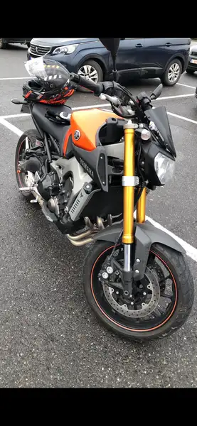 Yamaha MT-09 - foto 2