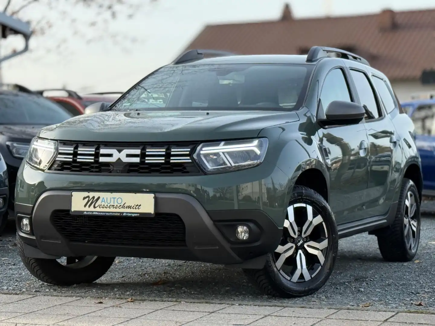 Dacia Duster II Journey+ 4WD AHK 360CAM LED NAVI SHZ Grün - 2