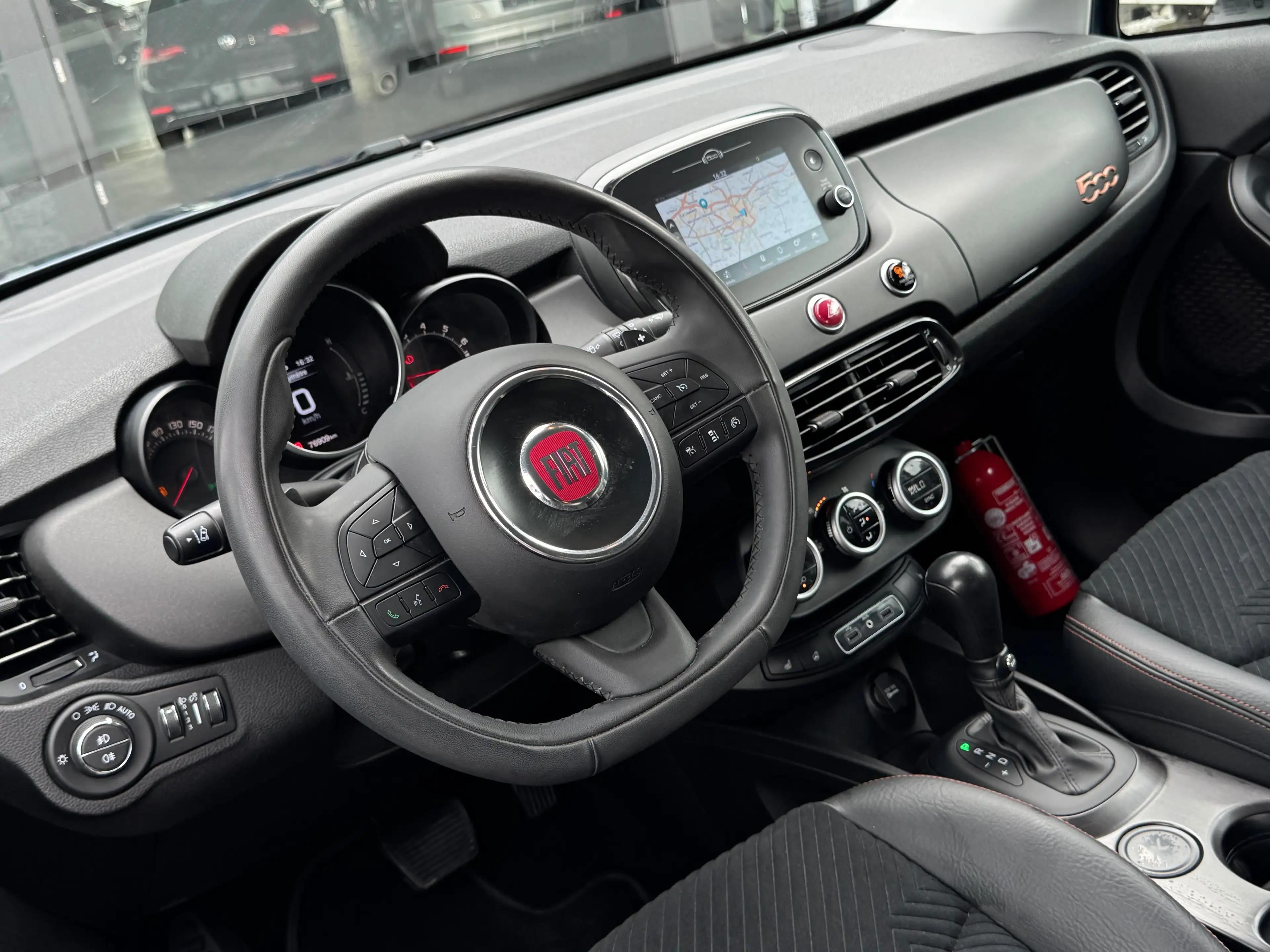 Fiat 500X 1.4i / EDITION / BOITE AUTO / FULLOPTIONS / CARNET — photo 9