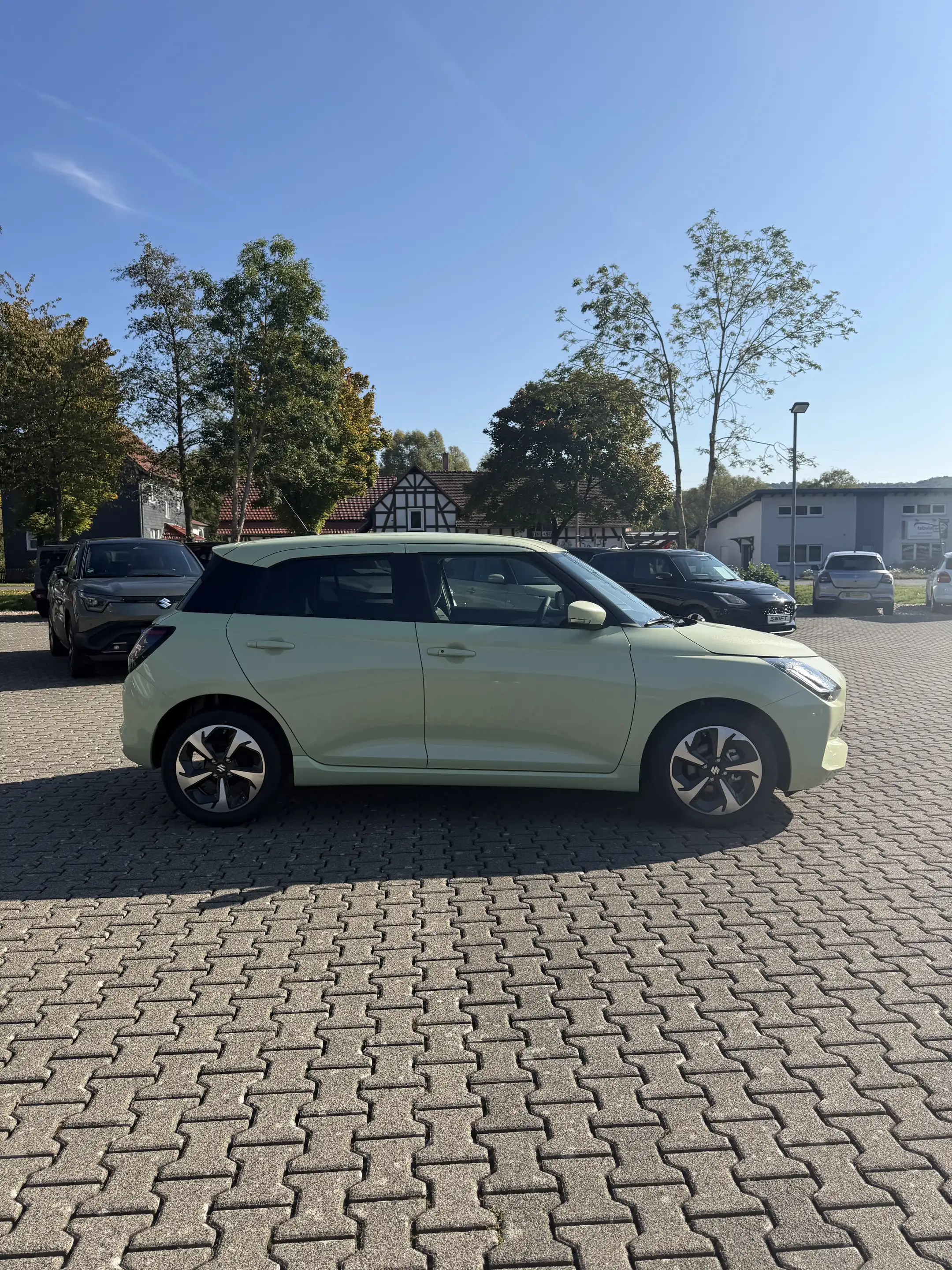 Suzuki Swift Swift 1.2 Dualjet Hybrid MT Comfort — photo 3