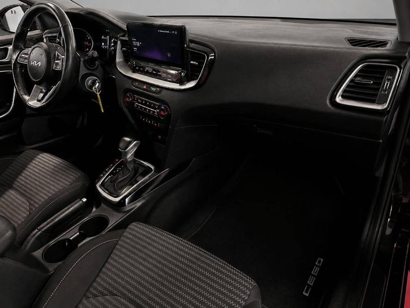 Kia Ceed SW / cee'd SW Vision — photo 12