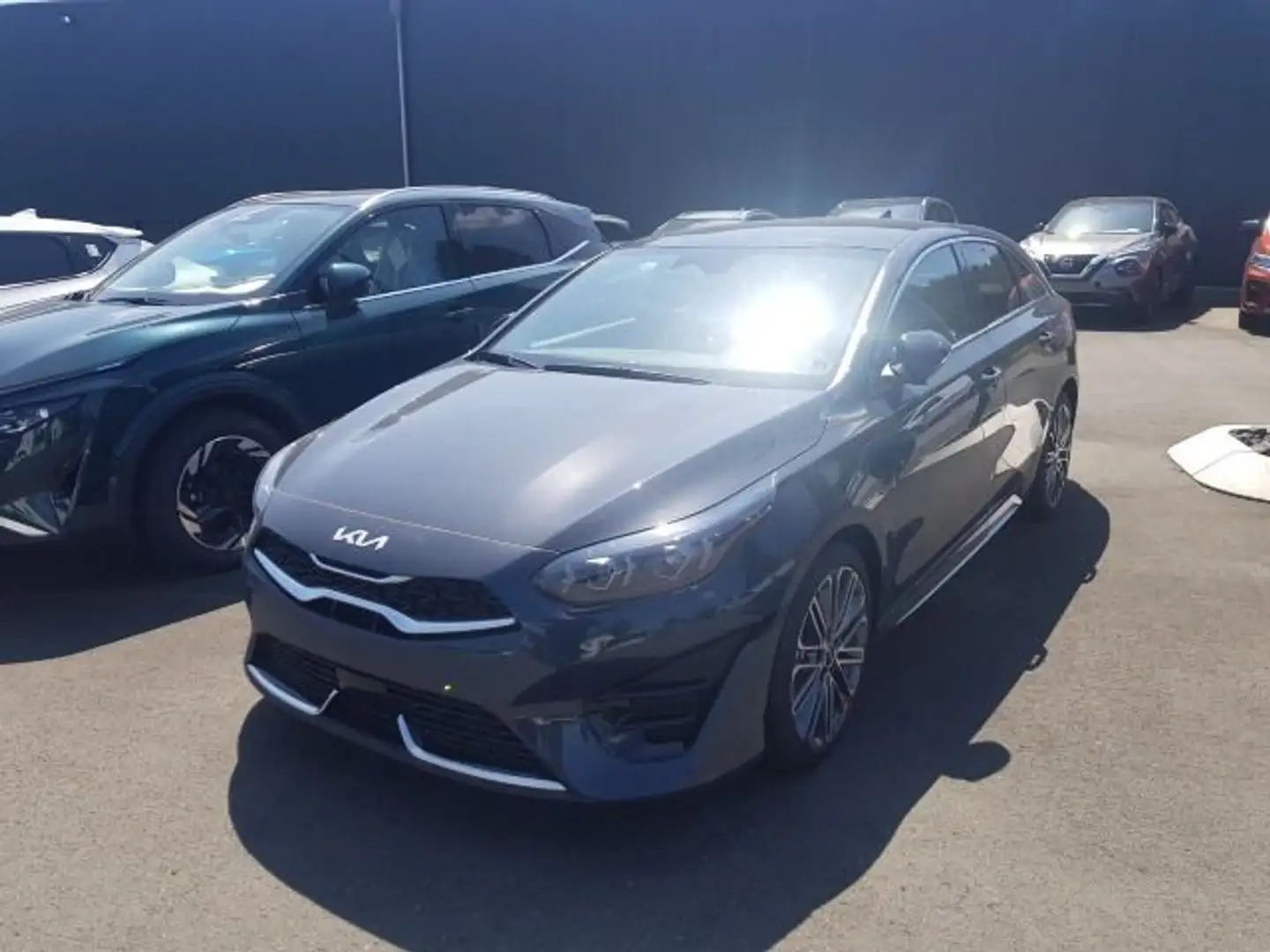 Kia ProCeed / pro_cee'd ProCeed GT-Line Performance Paket Glasdach Grau - 2