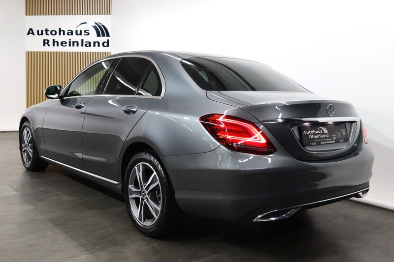 Mercedes-Benz C 200 C200d Lim Exclusive*KAMERA*LEDER*PANO*LED*AMBIEN — photo 9
