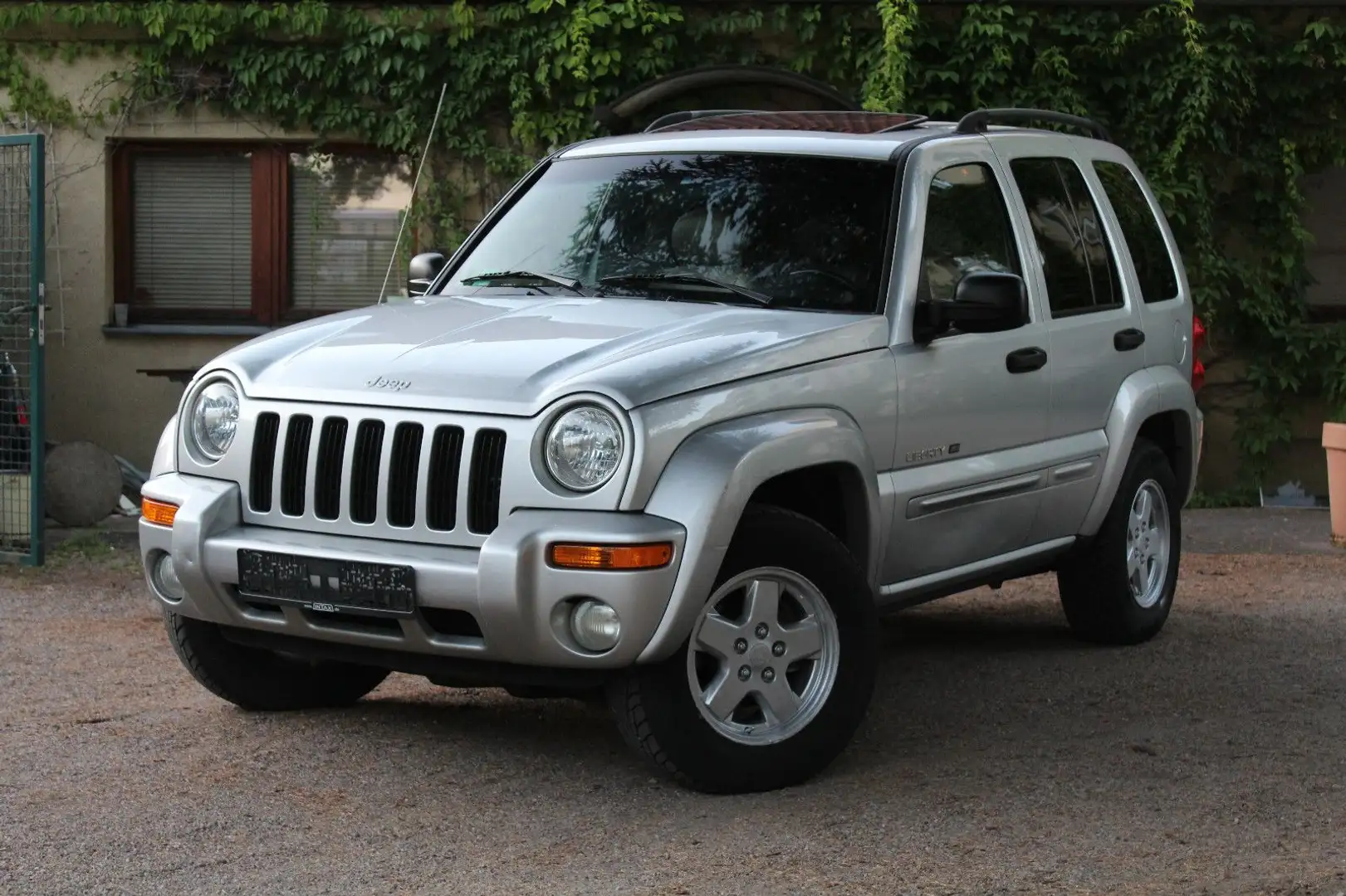 Jeep Cherokee Limited 3.7 Auto. *TÜV 2026*1.Hand*4x4* Argent - 1