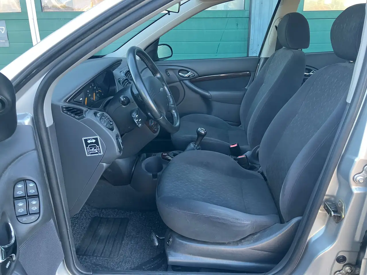 Ford Focus 1.6 Ghia LM Klima 1.Hand Scheckheft gepflegt, foto 10