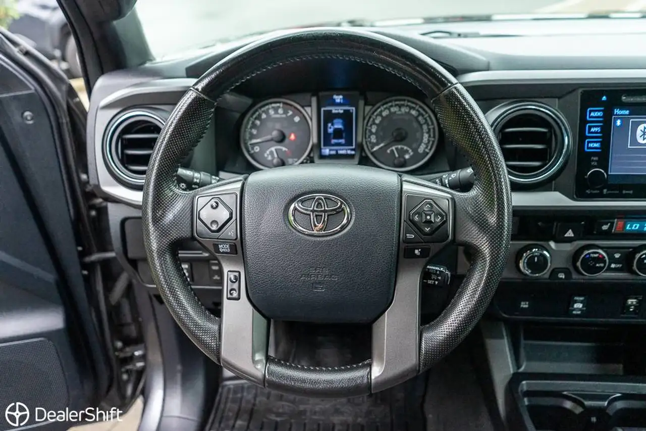 Toyota Tacoma fotografie Toyota Tacoma