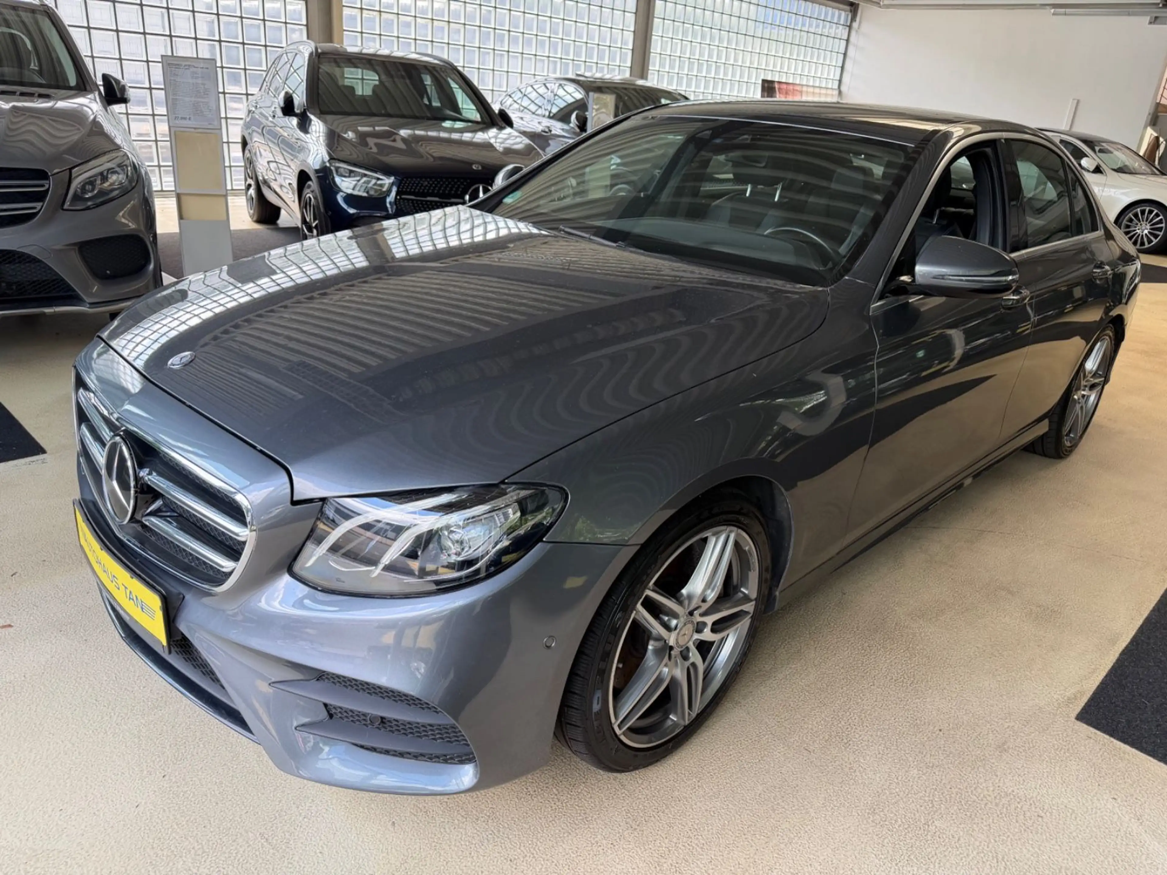 Mercedes-Benz E 350 E Limousine*AMG-Line* Digitaltacho — photo 9