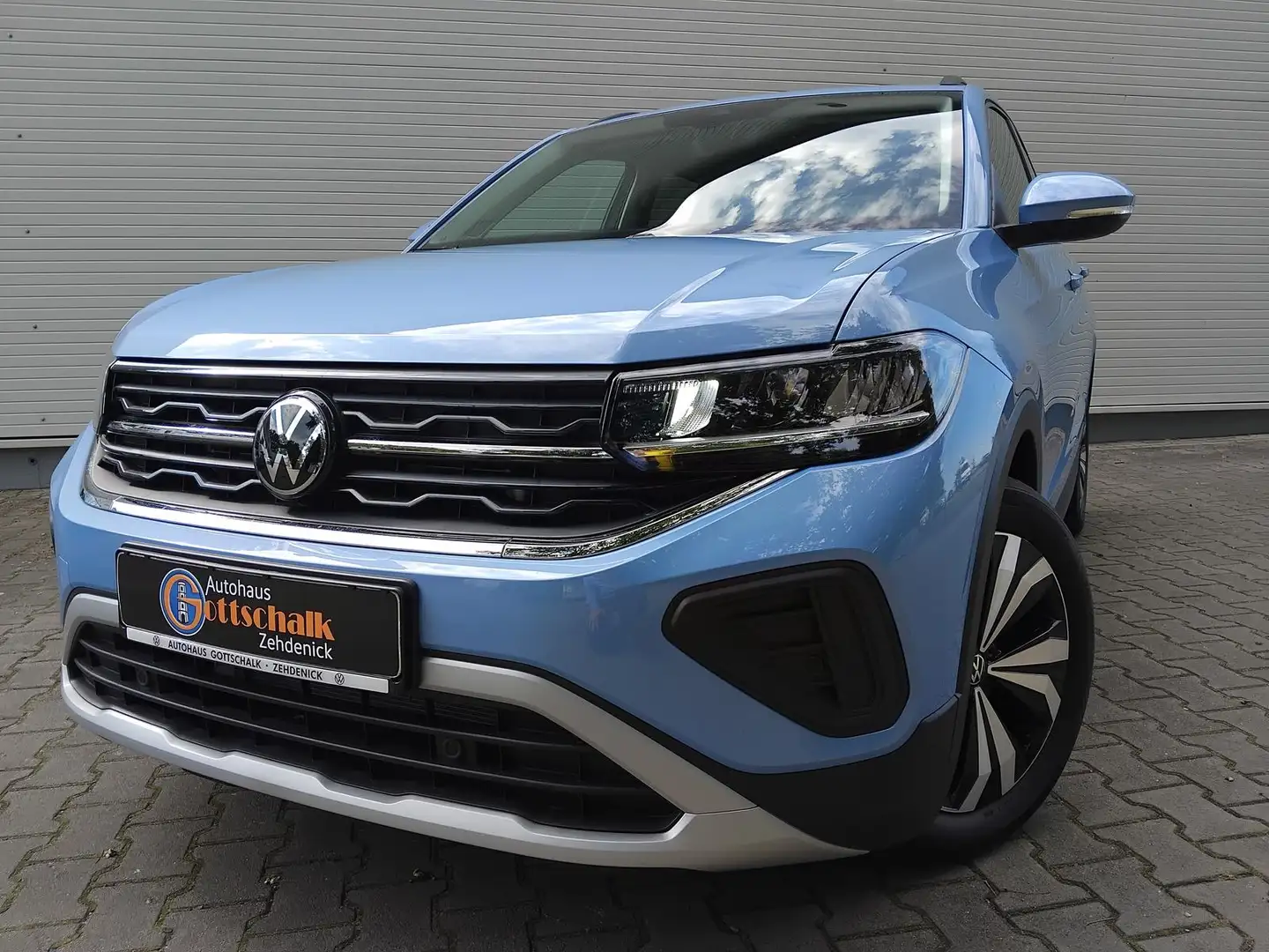 Volkswagen T-Cross 1.0 TSI 115 PS Life DSG AHK RFK Blau - 2