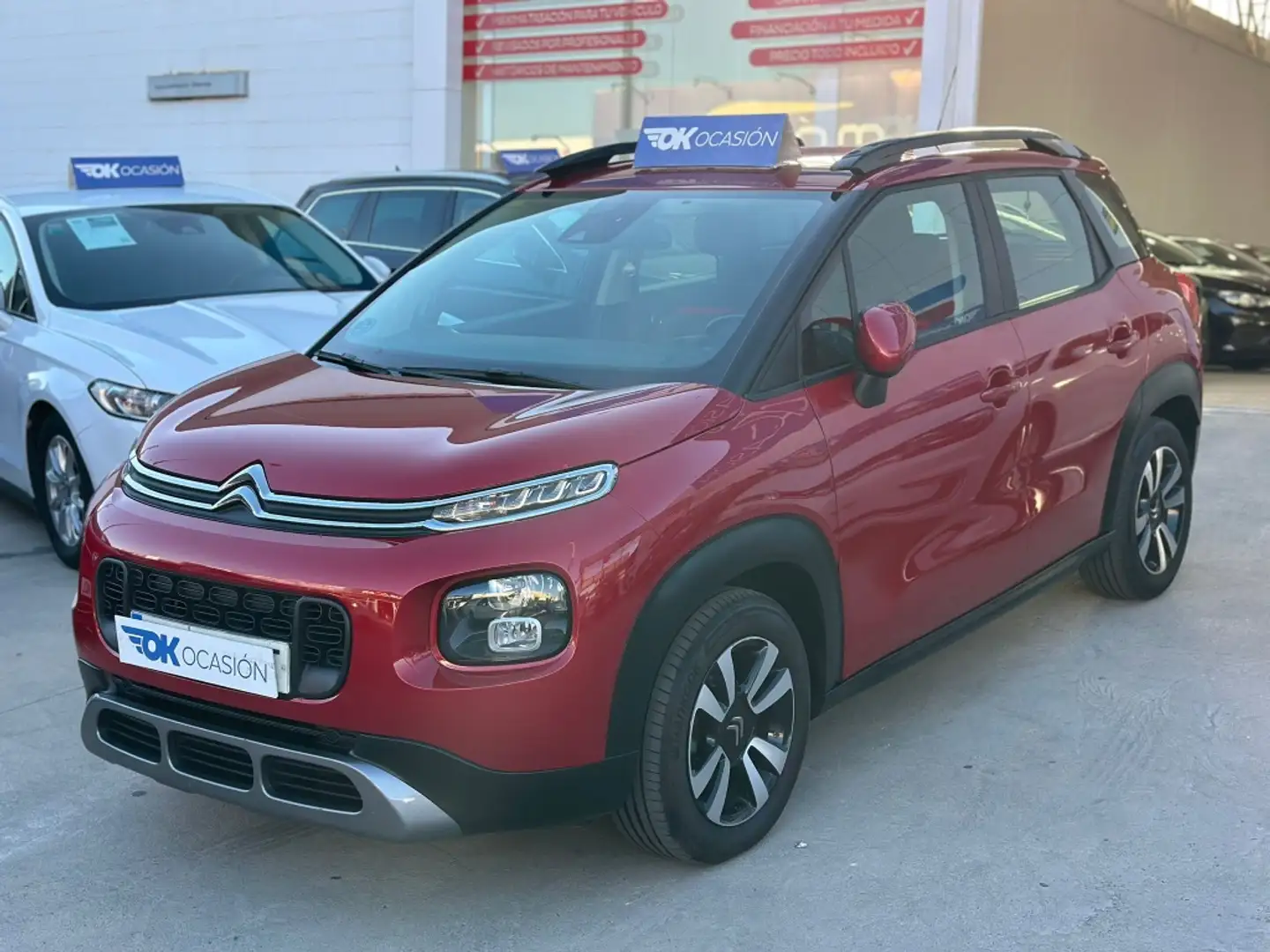 Citroen C3 Aircross BlueHDi S&S Shine 100 Rojo - 1
