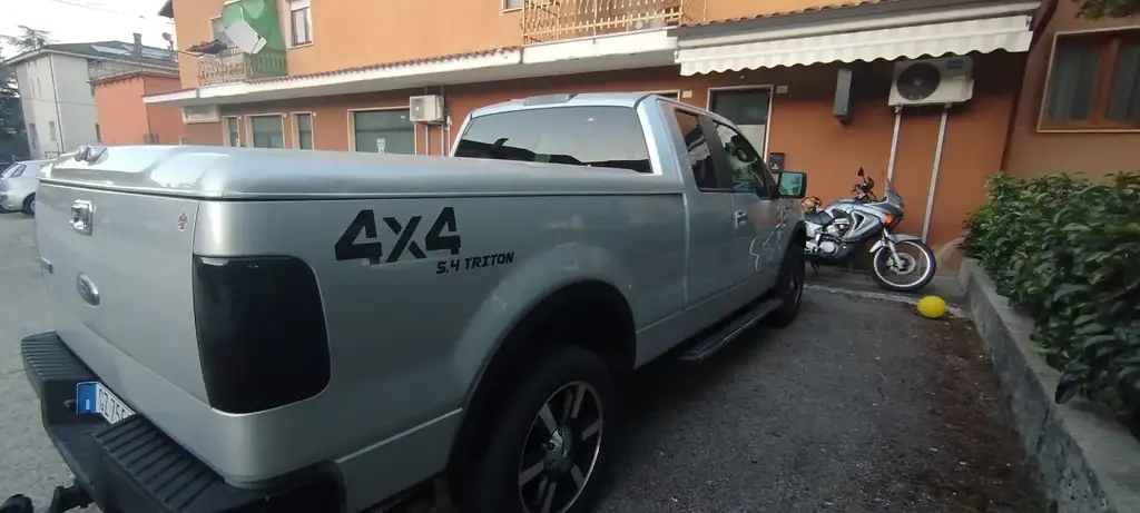 Ford F 150 2007 из Европы — купить под ключ