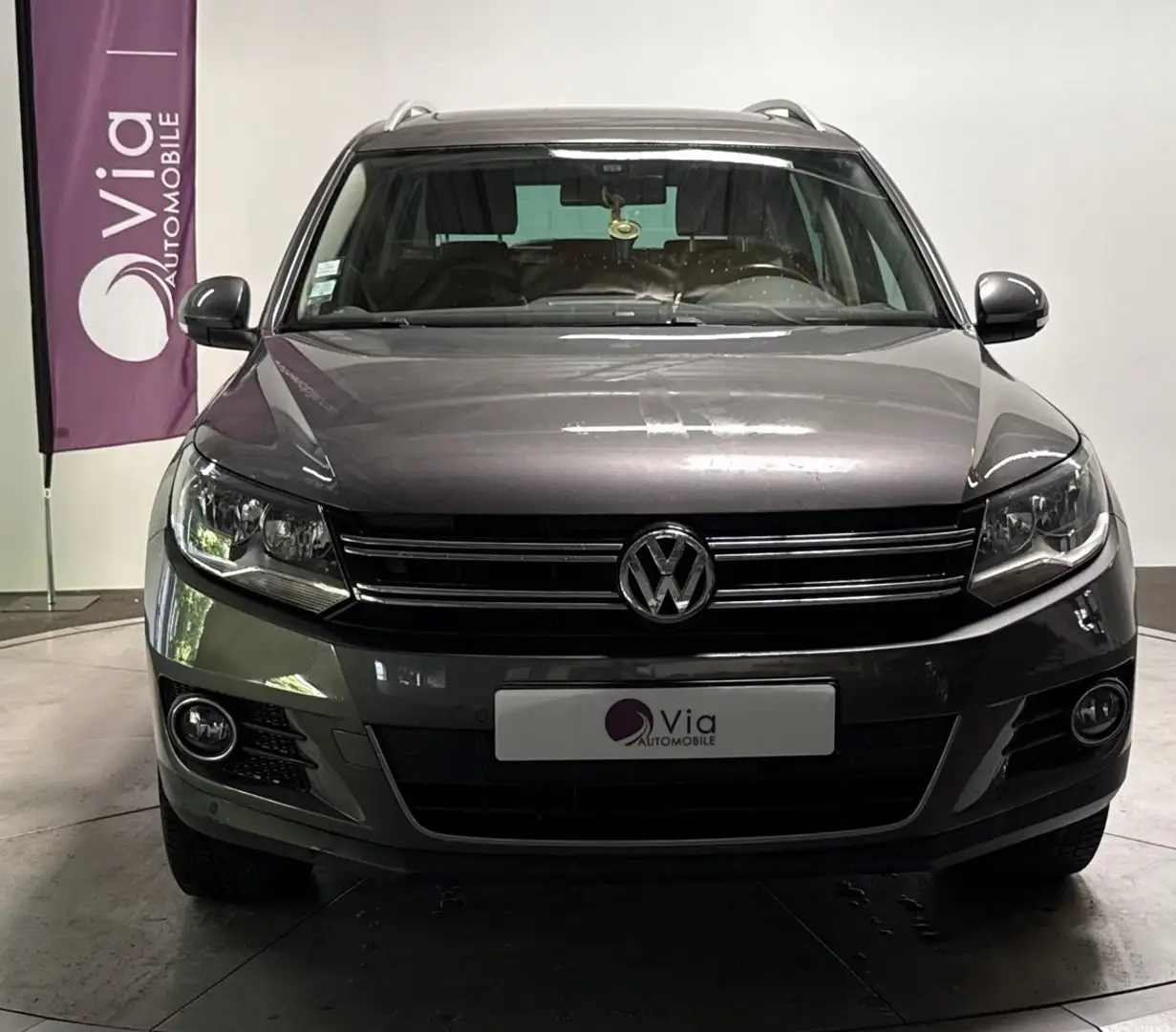Volkswagen Tiguan 2.0 TDI 150 FAP BlueMotion Technology Serie Specia Gris - 2
