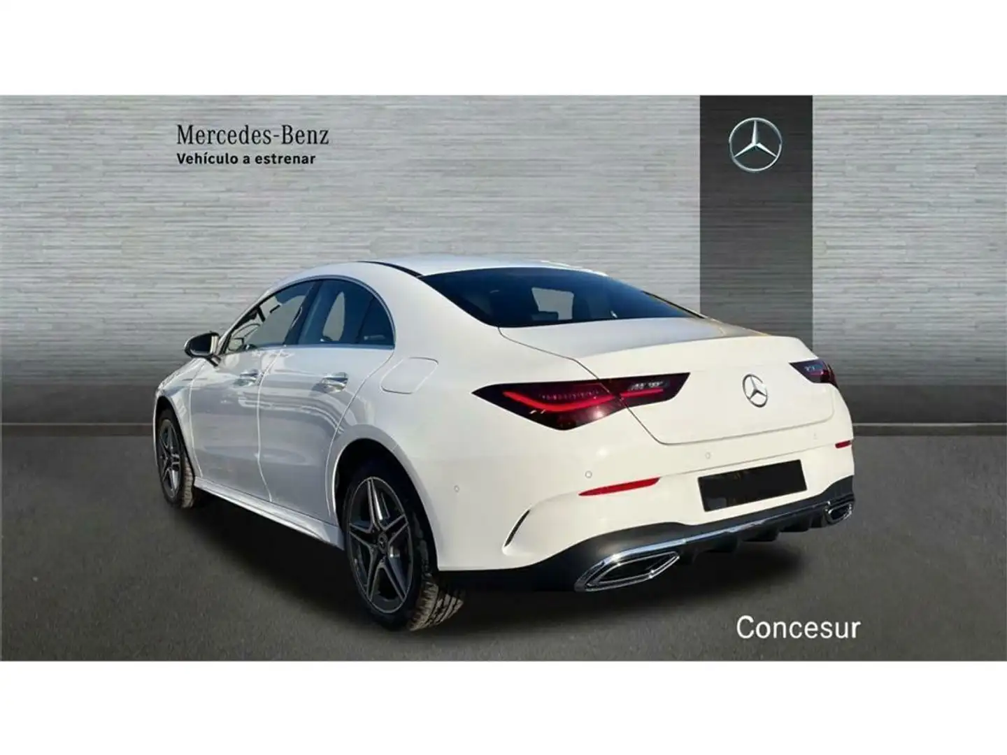 Mercedes-Benz CLA 200 D DCT Белый - 2