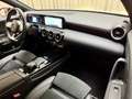 Mercedes-Benz A 250 *AMG* Leder/Alcantara / 225PK / Camera / Full LED Weiß - thumbnail 29