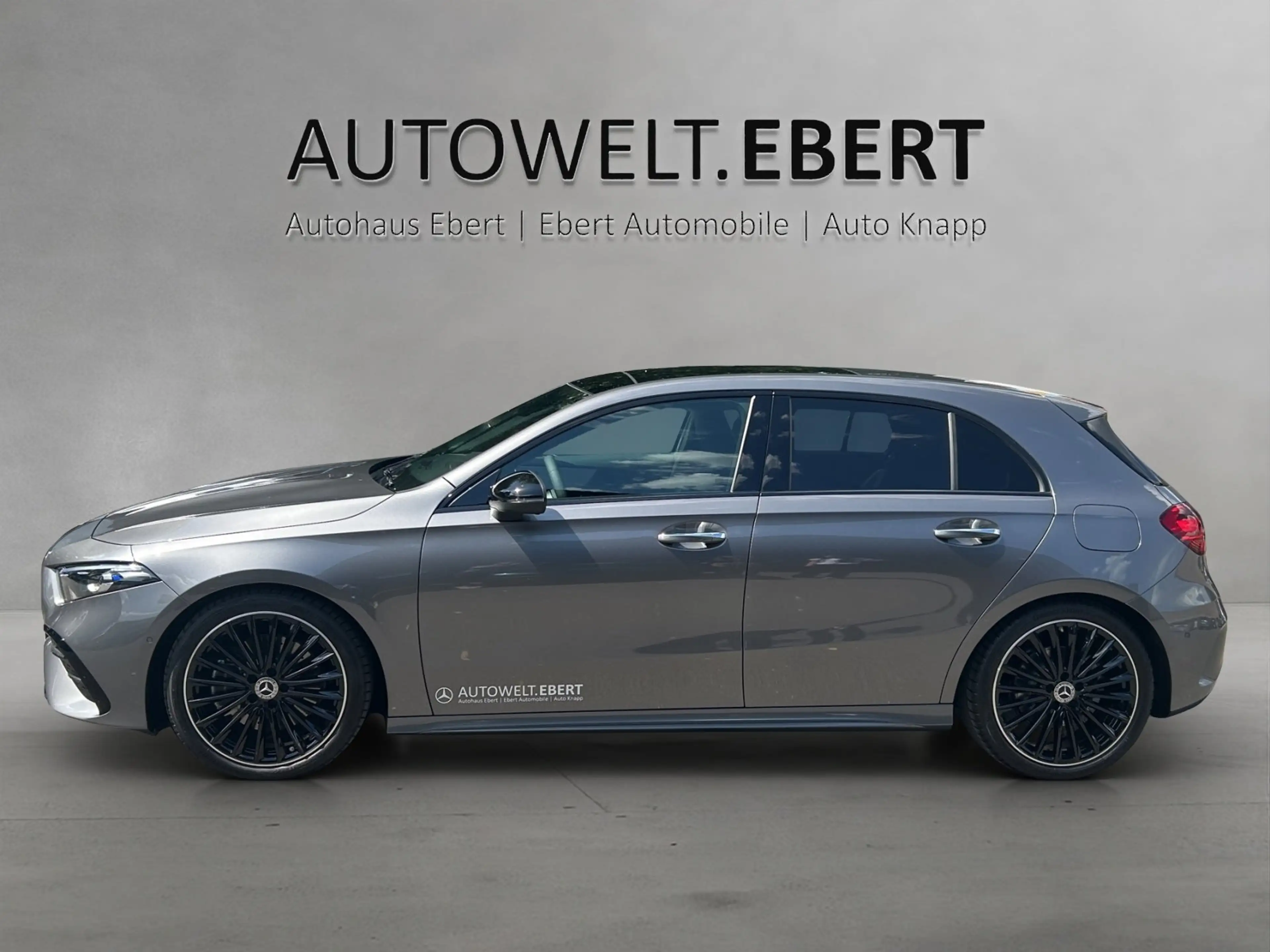 Mercedes-Benz A 220 d 4M AMG Pano Kamera Totwinkel Parktronic — photo 2