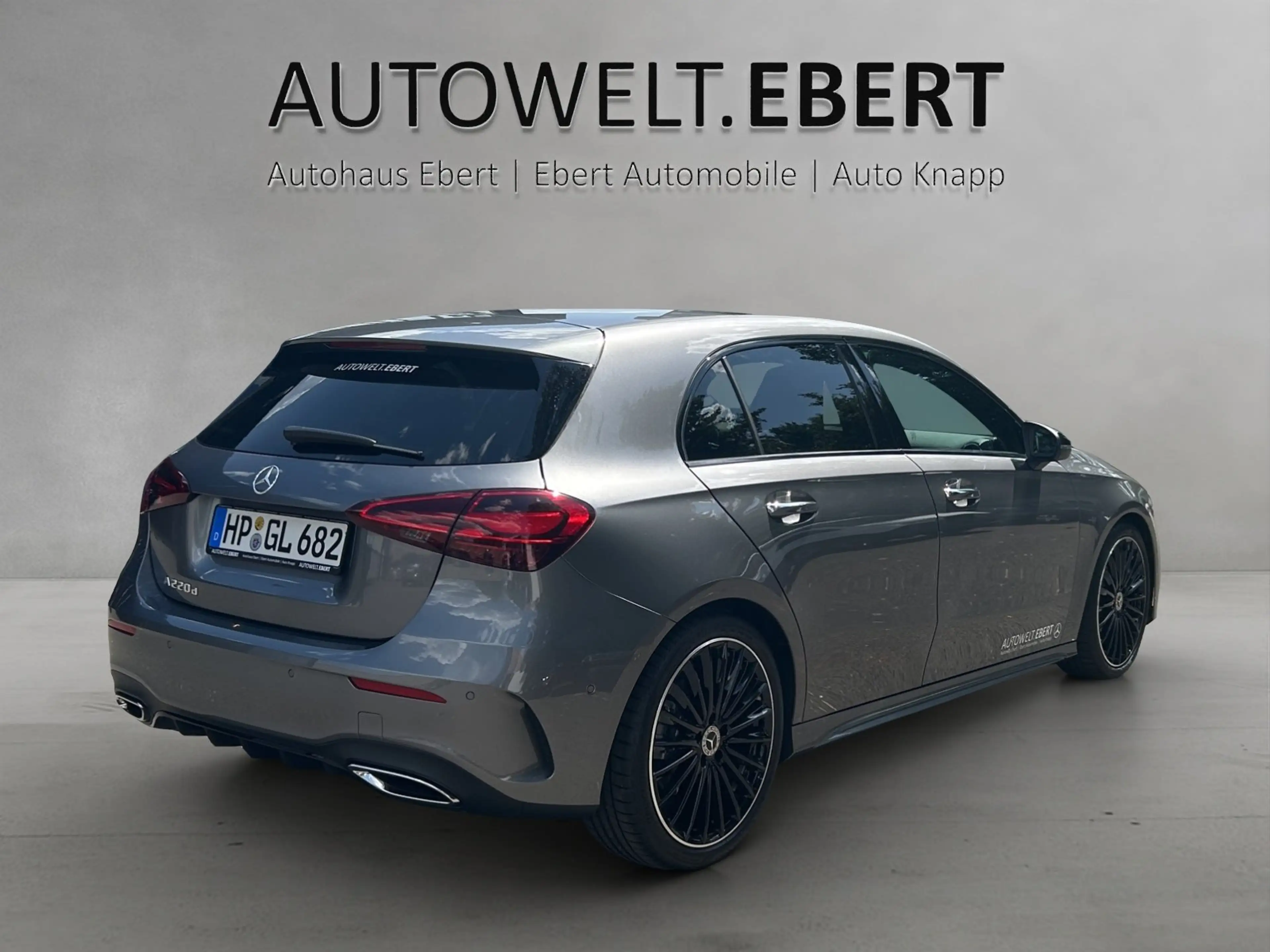 Mercedes-Benz A 220 d 4M AMG Pano Kamera Totwinkel Parktronic — photo 5