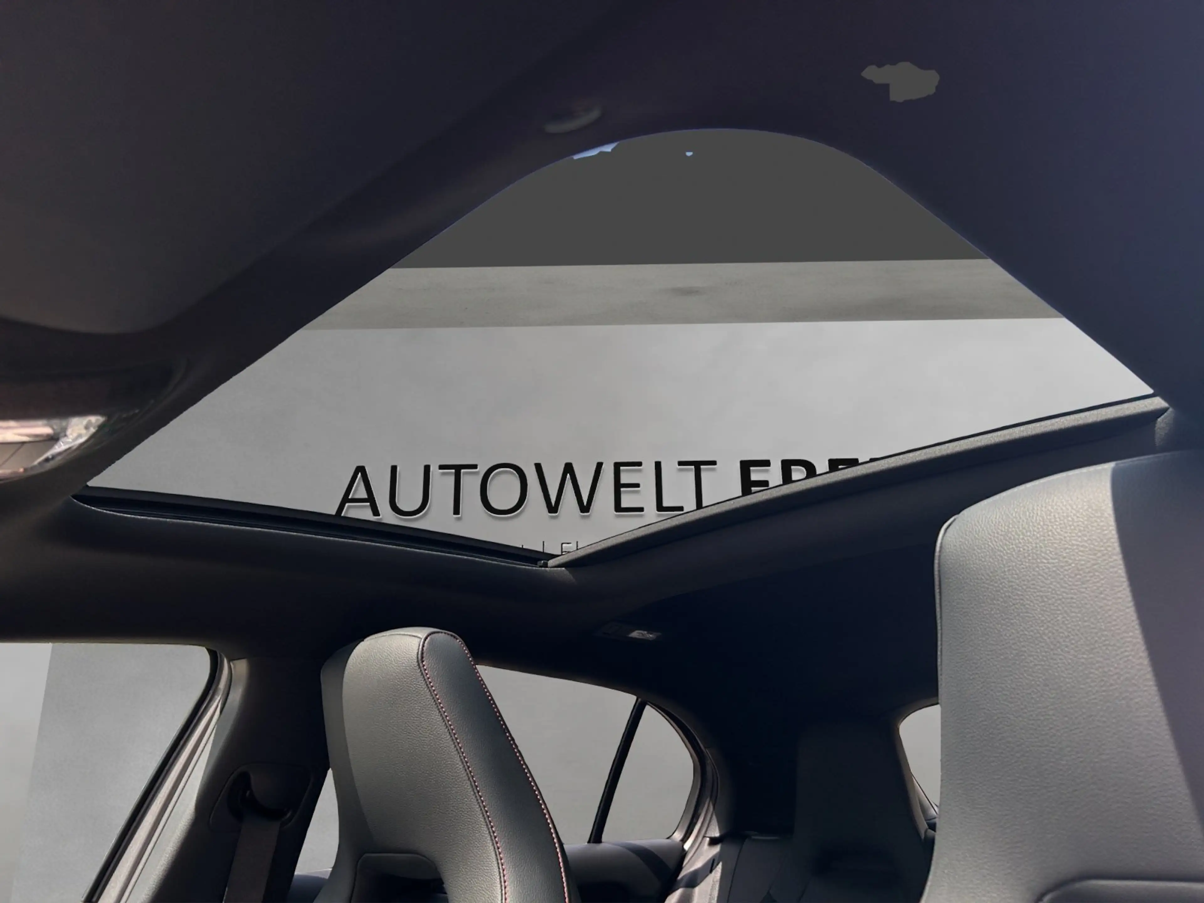 Mercedes-Benz A 220 d 4M AMG Pano Kamera Totwinkel Parktronic — photo 14