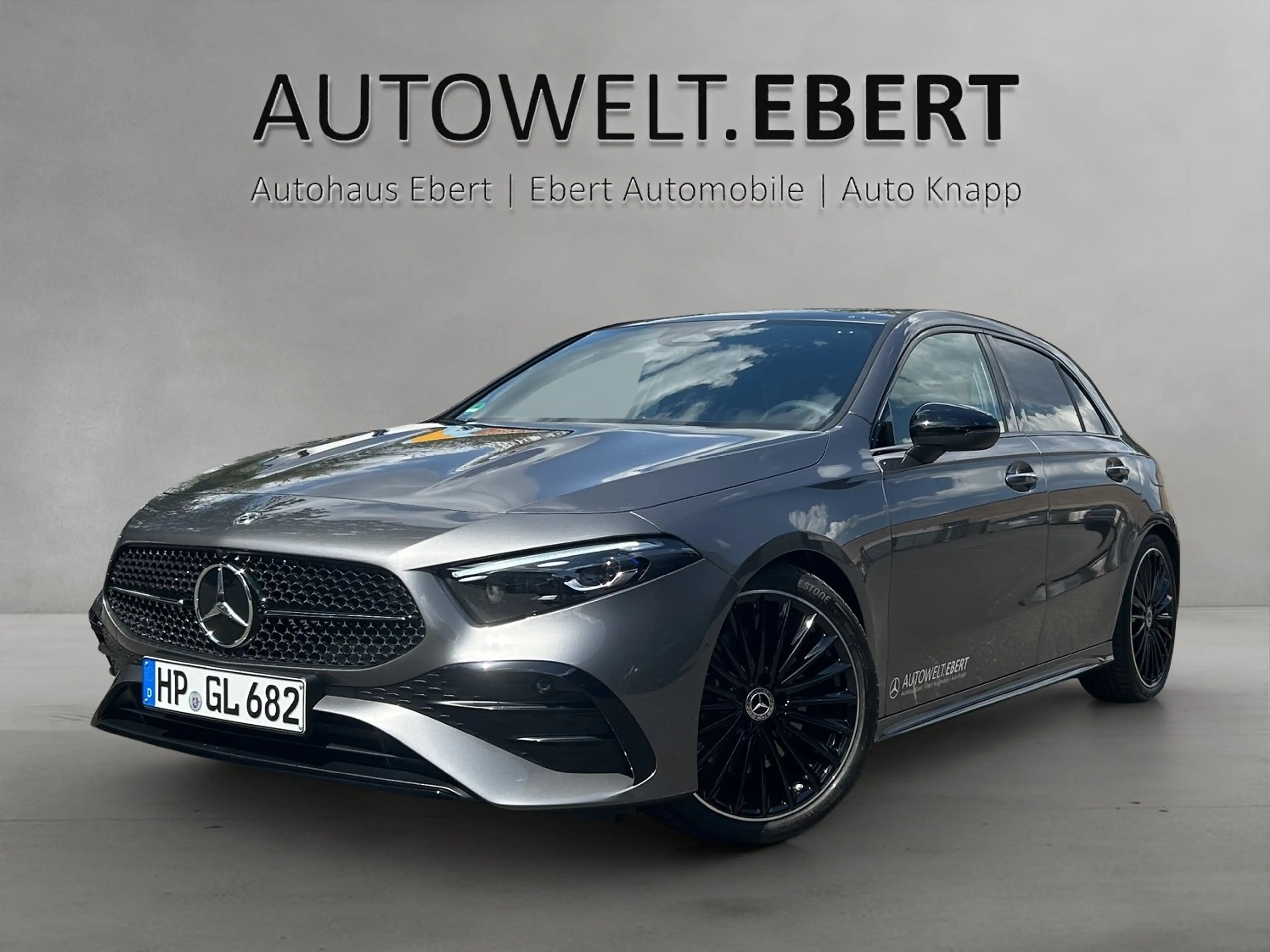 Mercedes-Benz A 220 d 4M AMG Pano Kamera Totwinkel Parktronic