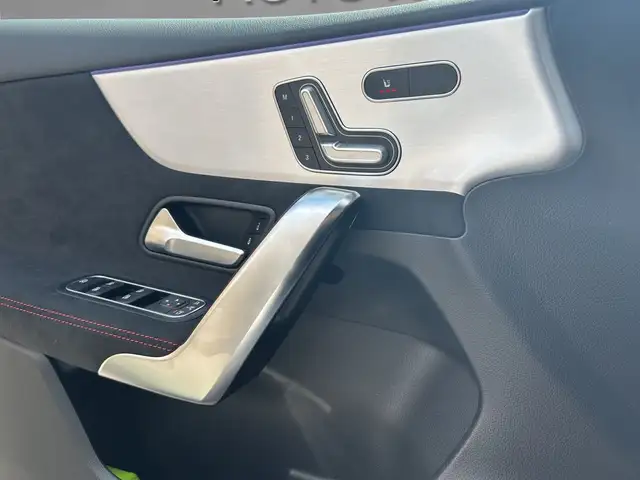 Mercedes-Benz A-Class view 13