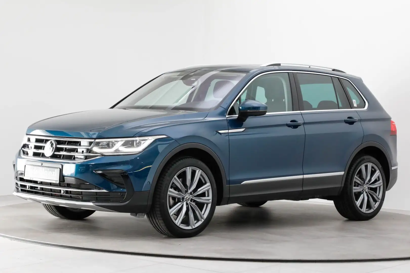 Volkswagen Tiguan 2.0 TDI 4M DSG Pano HUD AHK Matrix 360° Bleu - 2