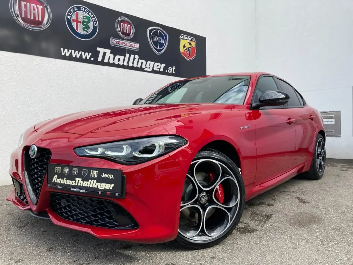 Alfa Romeo Giulia VELOCE 210 AUTOMATIK ALLRAD Rot - 2