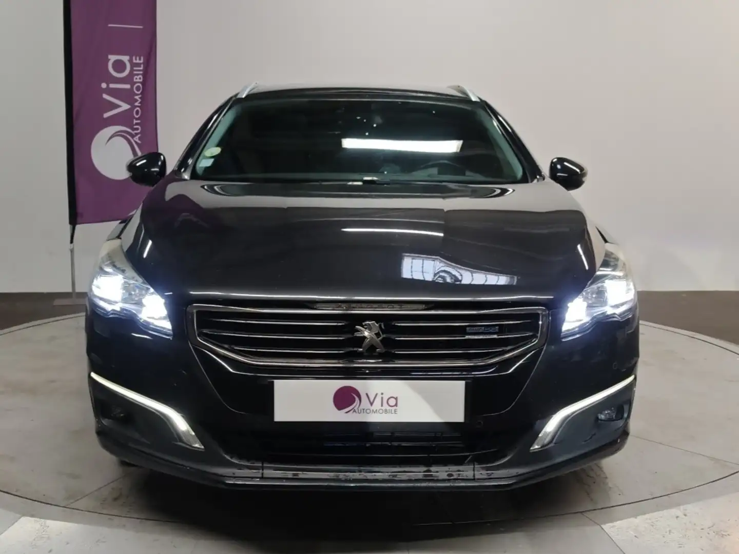 Peugeot 508 2.0 BlueHDi 180 S\u0026amp;S EAT6 Allure / Sièges en Cuir / Toit Panoramique Schwarz - 2