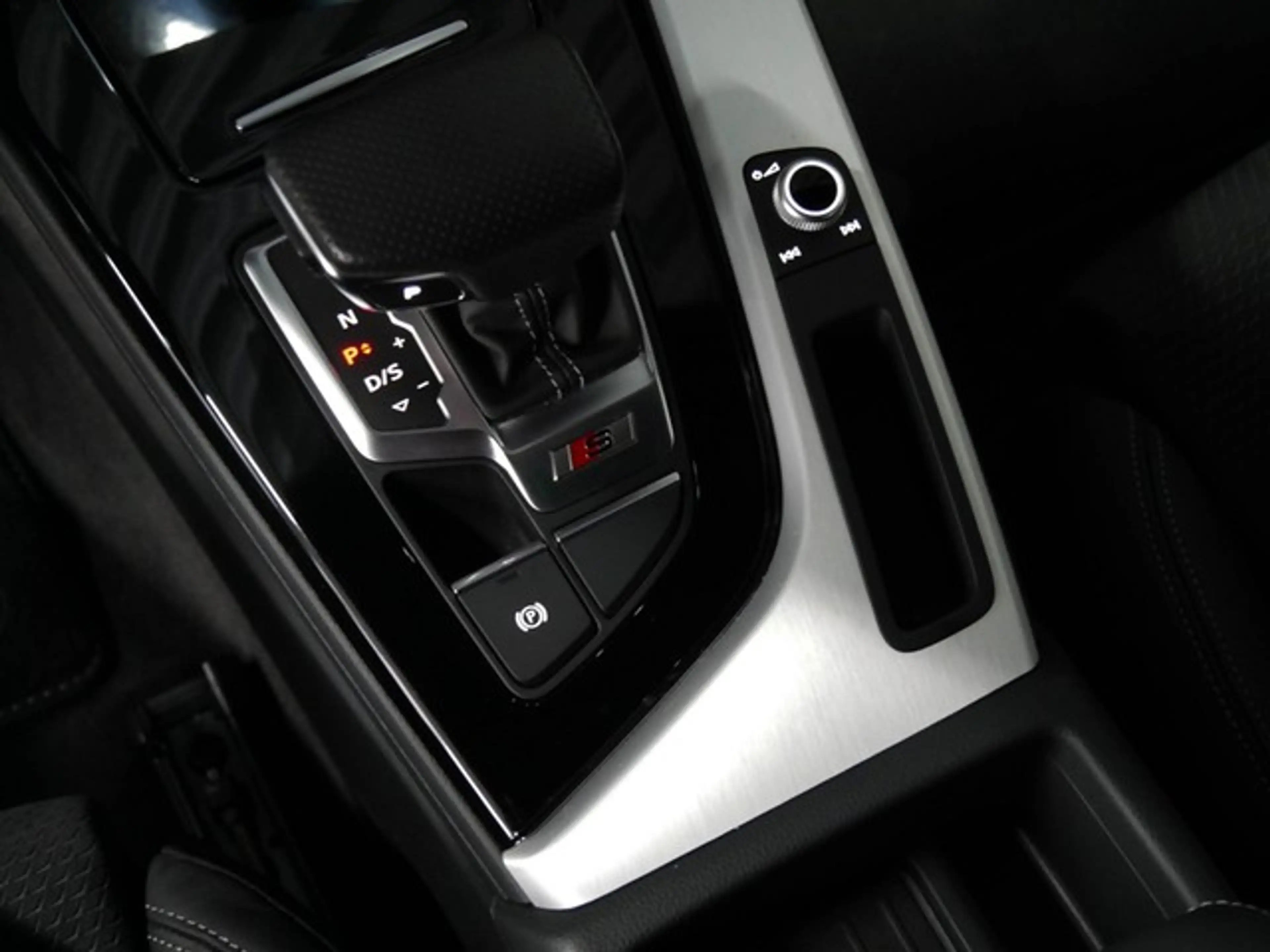 Audi S4 Avant Qu. BLACKPAK AHK KAMERA NAVI MATRIX — photo 9